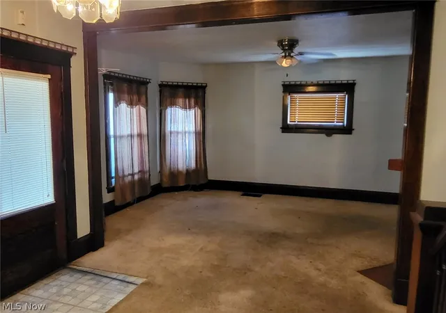 Photo 3 of Single family home for sale at 261 Harrison St, Elyria, OH 44035 | MLS# 5236739 | Listing updated on 2026-08-18
