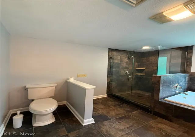 Photo 4 of Sale Pending at 281 Stewart Rd, Salem, OH 44460 | MLS# 5237600 | Listing updated on 2026-09-15