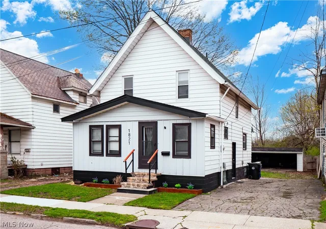 Photo 2 of Single family home for sale at 1821 Kenneth Ave, Cleveland, OH 44109 | MLS# 5237408 | Listing updated on 2026-08-18