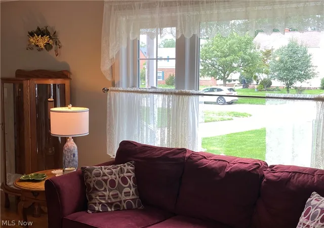 Photo 3 of Sale Pending at 2006 Campus Rd, Cleveland, OH 44121 | MLS# 5237388 | Listing updated on 2026-08-31