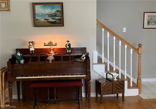 Photo 3 of Sale Pending at 2006 Campus Rd, Cleveland, OH 44121 | MLS# 5237388 | Listing updated on 2026-08-31