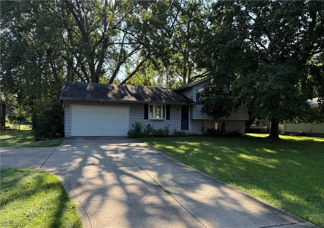 Photo 1 of Single family home for sale at 55 Maca Dr, Tallmadge, OH 44278 | MLS# 5237585 | Listing updated on 2026-08-28