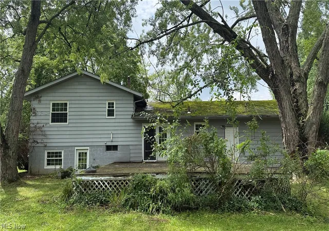Photo 2 of Single family home for sale at 55 Maca Dr, Tallmadge, OH 44278 | MLS# 5237585 | Listing updated on 2026-08-28