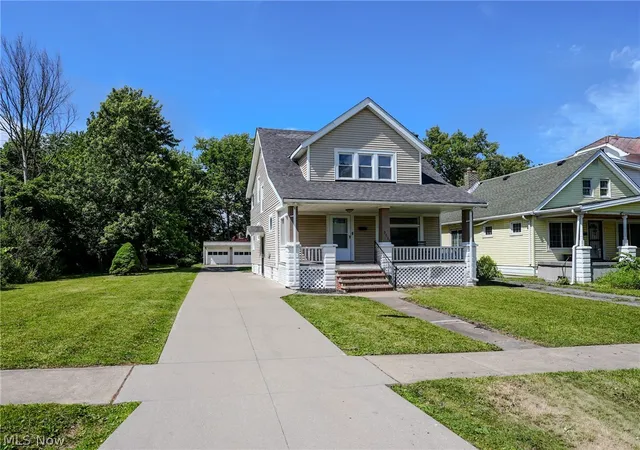 Photo 3 of Single family home for sale at 9725 Parkview Ave, Garfield Heights, OH 44125 | MLS# 5237535 | Listing updated on 2026-10-01