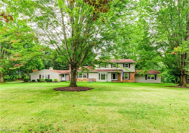 Photo 1 of Single family home for sale at 4140 W Bath Rd, Akron, OH 44333 | MLS# 5237605 | Listing updated on 2026-08-25
