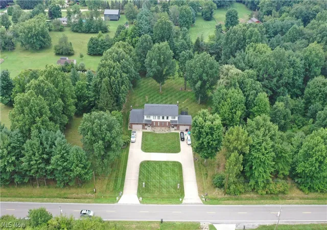 Photo 3 of Multi family home for sale at 64 66 Ridgewood Rd, Wadsworth, OH 44281 | MLS# 5237353 | Listing updated on 2026-08-31