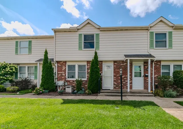 Photo 1 of Condo for sale at 7427 Noble Ct, Mentor, OH 44060 | MLS# 5237702 | Listing updated on 2026-08-19
