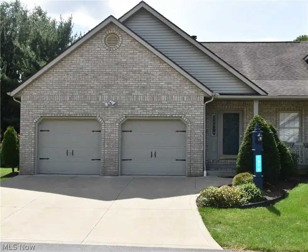 Listing Photo 1 - Condo for sale in 7070 NW Bentley St located at 7070 NW Bentley St, Massillon, OH 44646 - Unit 7070 NW Bentley St