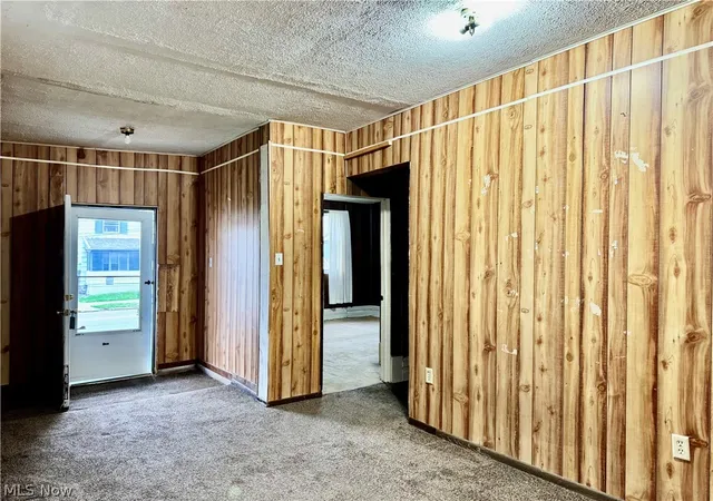 Listing Photo 4 - Condo for sale in building located at 543 E Buchtel Ave, Akron, OH 44304