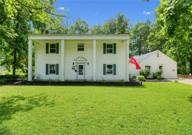 Photo 1 of Single family home for sale at 222 E Howard St, Willard, OH 44890 | MLS# 5237840 | Listing updated on 2026-08-31