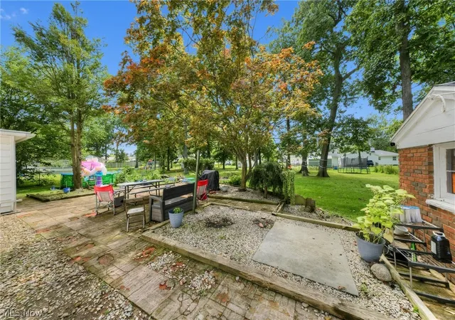 Photo 3 of Single family home for sale at 222 E Howard St, Willard, OH 44890 | MLS# 5237840 | Listing updated on 2026-08-31