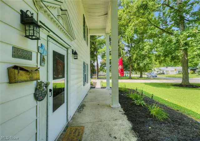 Photo 5 of Single family home for sale at 222 E Howard St, Willard, OH 44890 | MLS# 5237840 | Listing updated on 2026-08-31