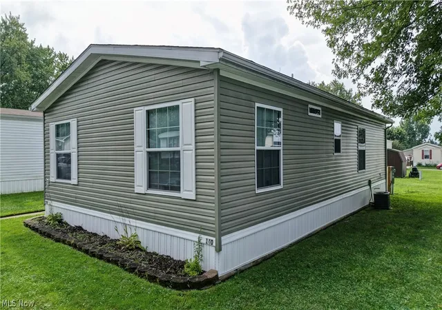 Photo 3 of Single family home for sale at 5294 Ne L St #140L, Magnolia, OH 44643 | MLS# 5237558 | Listing updated on 2026-10-07