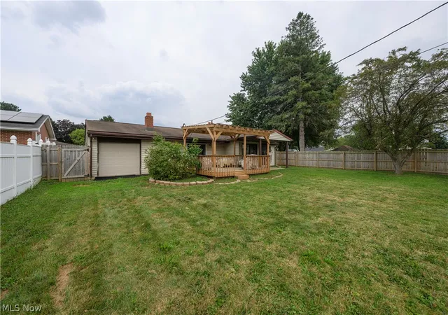 Photo 2 of Single family home for sale at 606 10th Drive Nw, New Philadelphia, OH 44663 | MLS# 5237414 | Listing updated on 2026-08-24