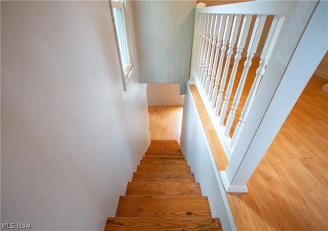 Photo 4 of Single family home for sale at 126 Willis Ave, Jefferson, OH 44047 | MLS# 5237817 | Listing updated on 2026-08-24