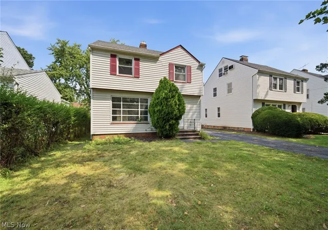 Photo 2 of Single family home for sale at 3753 Berkeley Rd, Cleveland, OH 44118 | MLS# 5237875 | Listing updated on 2026-08-19