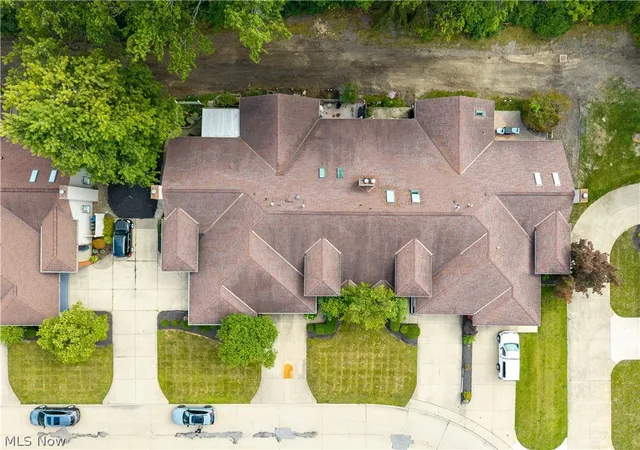Photo 43 of Condo for sale at 5214 Parkhurst Dr, Sheffield Village, OH 44054 | MLS# 5237907 | Listing updated on 2026-08-20