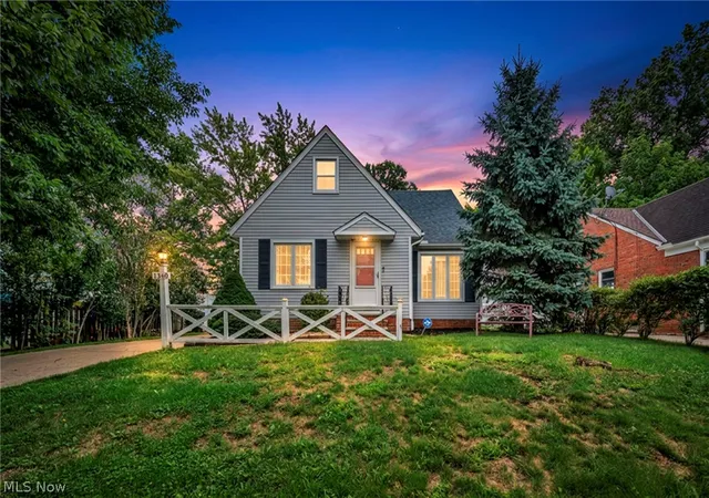 Photo 2 of Single family home for sale at 1369 Cranover Rd, Cleveland, OH 44124 | MLS# 5237503 | Listing updated on 2026-08-19