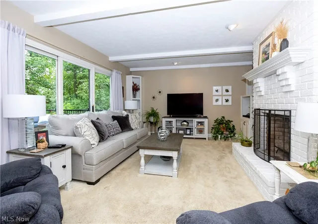 Photo 2 of Sale Pending at 2260 Ridgewood Ct, Ashland, OH 44805 | MLS# 5237830 | Listing updated on 2026-08-23