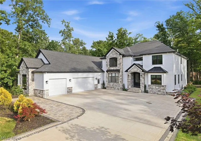 Photo 1 of Mansion for sale at 26650 Hurlingham Rd, Beachwood, OH 44122 | MLS# 5237951 | Listing updated on 2026-08-20
