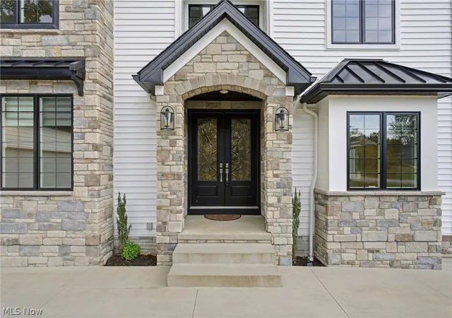 Photo 3 of Single family home for sale at 26650 Hurlingham Rd, Beachwood, OH 44122 | MLS# 5237951 | Listing updated on 2026-08-20