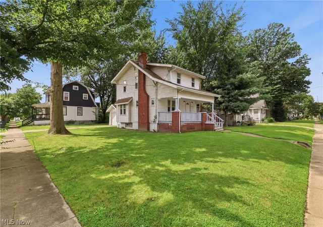 Photo 3 of Single family home for sale at 1000 Lovers Ln, Akron, OH 44306 | MLS# 5238013 | Listing updated on 2026-08-20