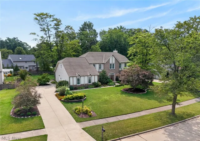 Photo 2 of Sale Pending at 8753 Treetop Trl, Broadview Heights, OH 44147 | MLS# 5236537 | Listing updated on 2026-08-25