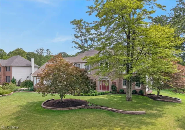 Photo 3 of Sale Pending at 8753 Treetop Trl, Broadview Heights, OH 44147 | MLS# 5236537 | Listing updated on 2026-08-25