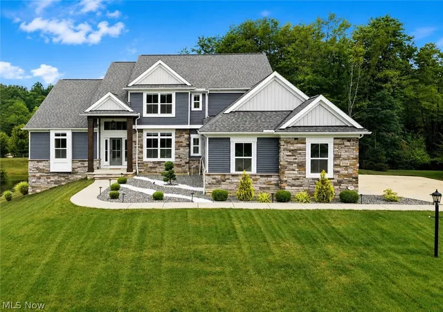 Photo 1 of Sale Pending at 3716 Braemar Dr, Broadview Heights, OH 44147 | MLS# 5235527 | Listing updated on 2026-08-25