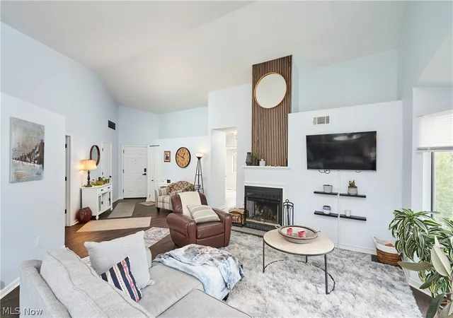 Photo 3 of Condo for sale at 350 Village Pointe Dr #3, Akron, OH 44313 | MLS# 5238128 | Listing updated on 2026-10-05