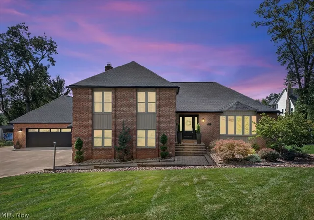 Photo 2 of Sale Pending at 4448 Merlin Dr, Green, OH 44685 | MLS# 5237785 | Listing updated on 2026-08-25