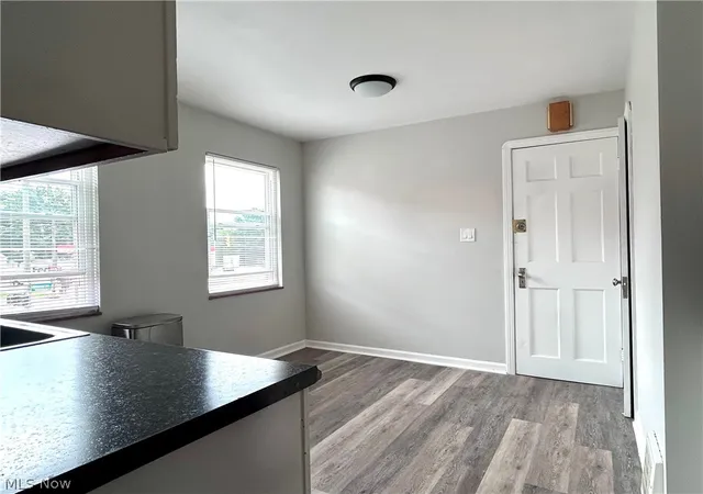 Listing Photo 5 - Condo for sale in building located at 14006 Lakewood Hts Blvd, Lakewood, OH 44107