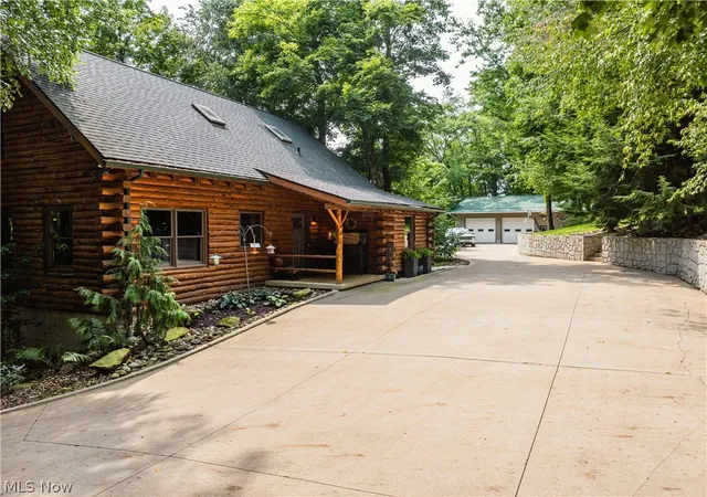 Photo 2 of Single family home for sale at 2639 Township Rd 414, Dundee, OH 44624 | MLS# 5237985 | Listing updated on 2026-09-16