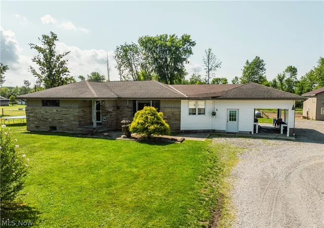 Photo 1 of Single family home for sale at 17881 Huntley Rd, Windsor, OH 44099 | MLS# 5235453 | Listing updated on 2026-08-20