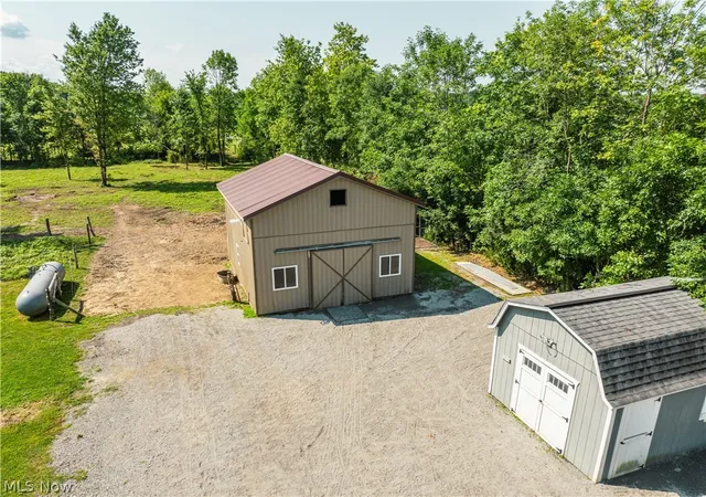 Photo 4 of Single family home for sale at 17881 Huntley Rd, Windsor, OH 44099 | MLS# 5235453 | Listing updated on 2026-08-20