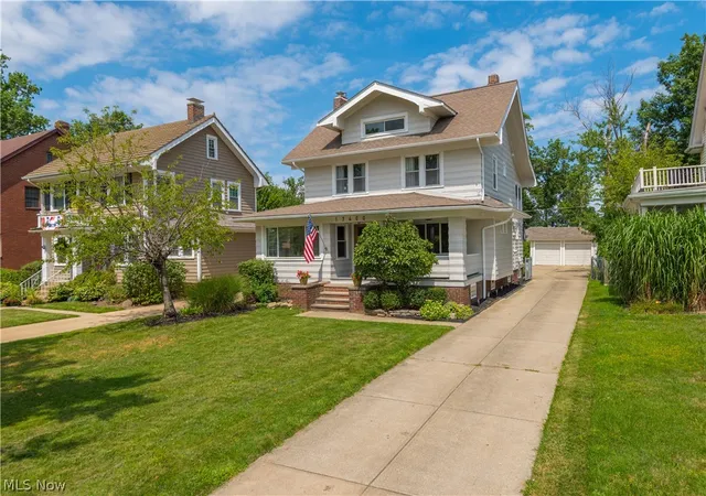 Photo 2 of Sale Pending at 17400 Clifton Blvd, Lakewood, OH 44107 | MLS# 5238154 | Listing updated on 2026-08-22