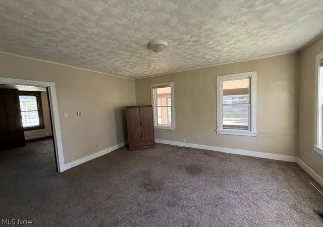 Photo 3 of Single family home for sale at 128 Sayers Ave, Niles, OH 44446 | MLS# 5238173 | Listing updated on 2026-09-24