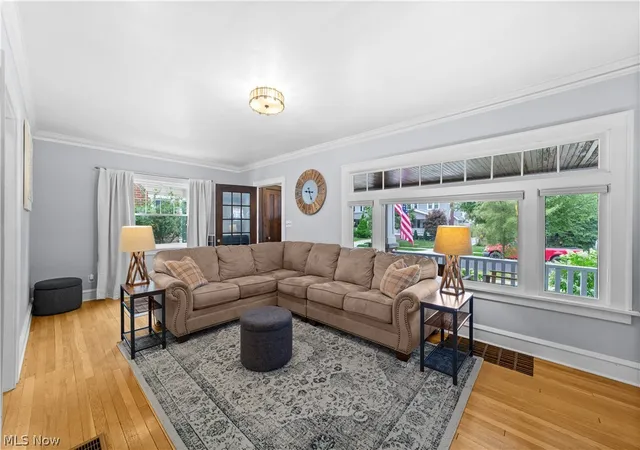 Photo 4 of Sale Pending at 2172 Northland Ave, Lakewood, OH 44107 | MLS# 5238113 | Listing updated on 2026-08-23