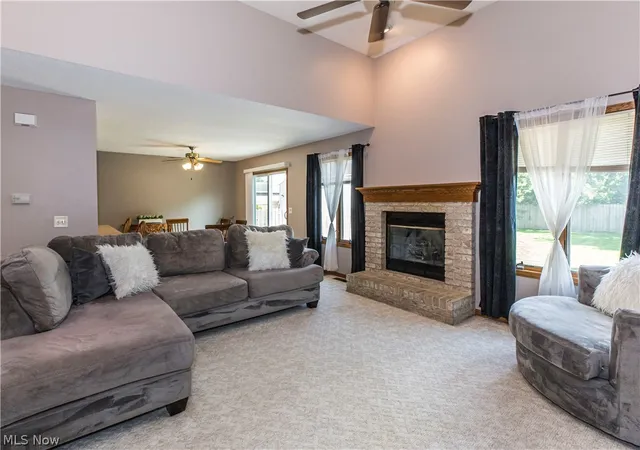 Photo 3 of Single family home for sale at 513 Ohio St, Elyria, OH 44035 | MLS# 5237988 | Listing updated on 2026-08-24