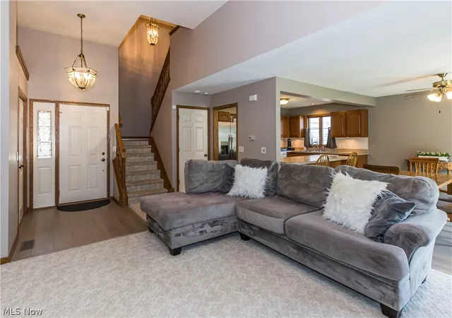 Photo 4 of Single family home for sale at 513 Ohio St, Elyria, OH 44035 | MLS# 5237988 | Listing updated on 2026-08-24