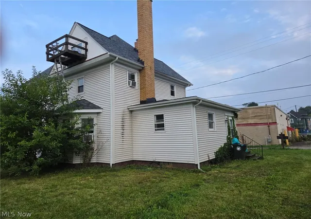 Photo 2 of Multi family home for sale at 1818 Cleveland Ave Nw, Canton, OH 44709 | MLS# 5238184 | Listing updated on 2026-08-20