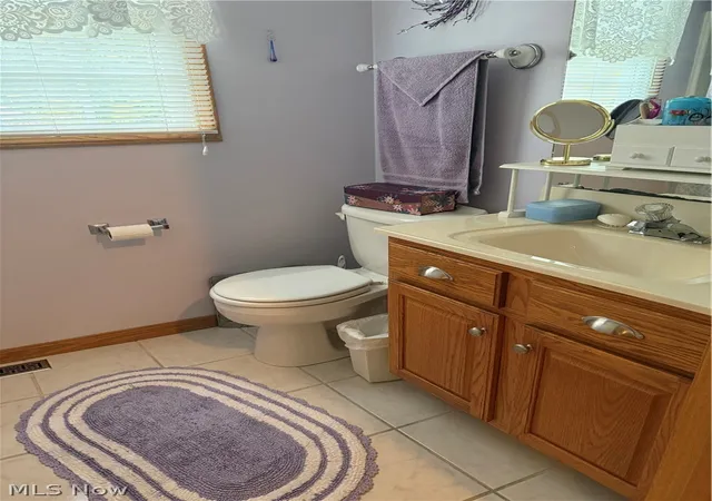 Listing Photo 2 - Condo for sale in building located at 855 Spring St, Conneaut, OH 44030 - Unit #S-7
