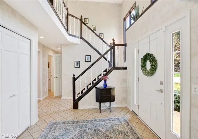 Photo 4 of Sale Pending at 2931 Canterbury Ct, Willoughby Hills, OH 44092 | MLS# 5236592 | Listing updated on 2026-08-25