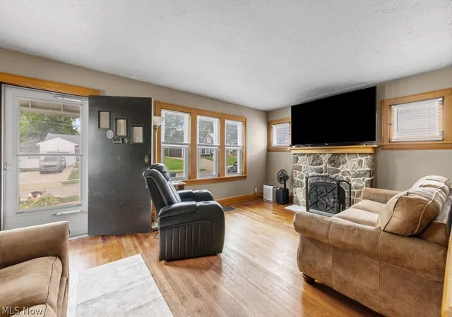 Photo 3 of Sale Pending at 1392 Indianola Ave, Akron, OH 44305 | MLS# 5237847 | Listing updated on 2026-08-28