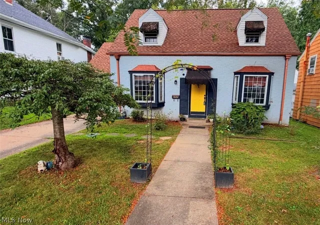 Photo 1 of Sale Pending at 1602 23 Street, Parkersburg, WV 26101 | MLS# 5235836 | Listing updated on 2026-08-22