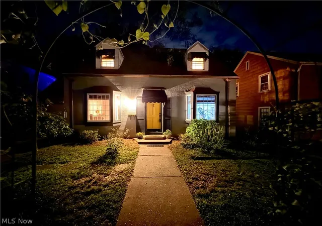 Photo 2 of Sale Pending at 1602 23 Street, Parkersburg, WV 26101 | MLS# 5235836 | Listing updated on 2026-08-22