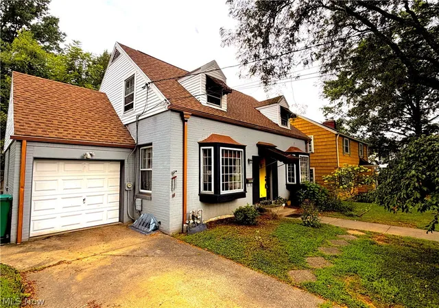 Photo 3 of Sale Pending at 1602 23 Street, Parkersburg, WV 26101 | MLS# 5235836 | Listing updated on 2026-08-22