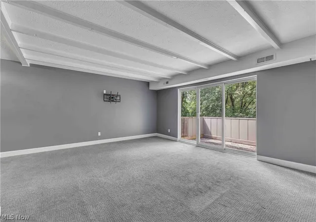 Listing Photo 4 - Condo for sale in building located at 1633 Cedarwood Dr, Westlake, OH 44145 - Unit #320