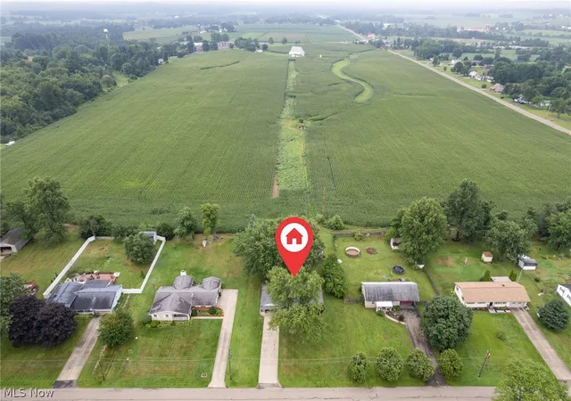 Photo 2 of Sale Pending at 7660 Lakefield St, Louisville, OH 44641 | MLS# 5237744 | Listing updated on 2026-08-25