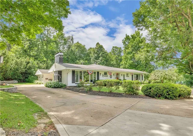Photo 1 of Single family home for sale at 2720 Stafford Dr, Mansfield, OH 44904 | MLS# 5237347 | Listing updated on 2026-08-21